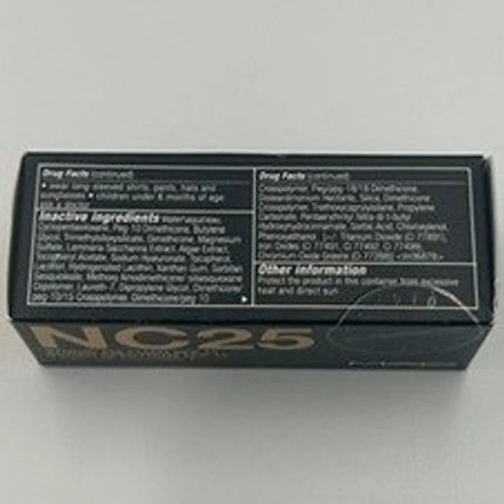 MAC Studio Fix Fluid Foundation Unisex 1oz NC25 New SPF 15 Matte Coverage